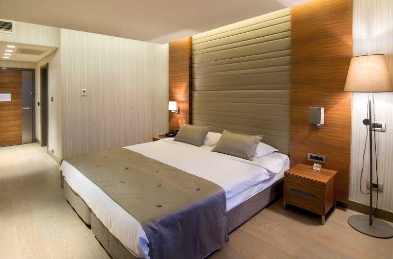 Hotel Arcadia Blue Istanbul Exterior photo