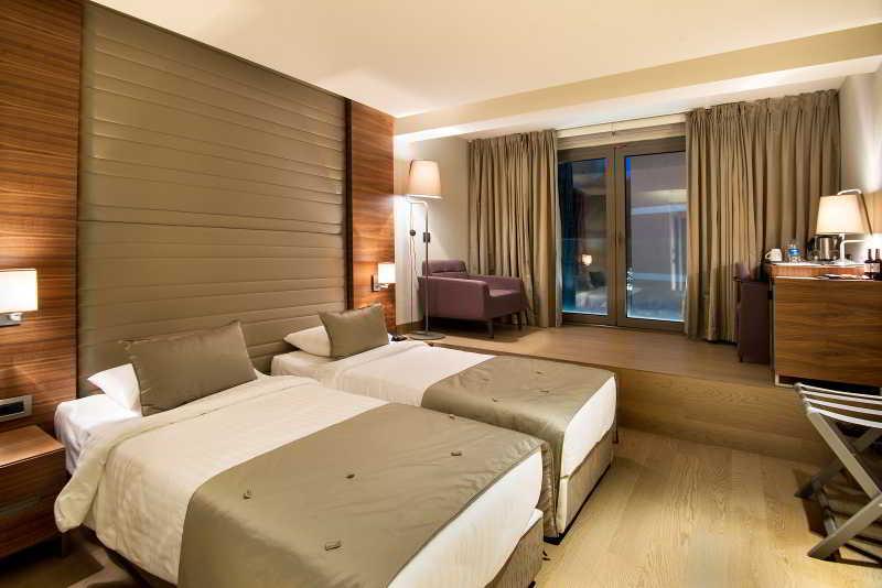 Hotel Arcadia Blue Istanbul Exterior photo