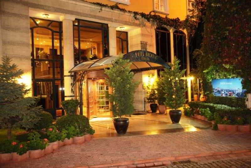 Hotel Arcadia Blue Istanbul Exterior photo