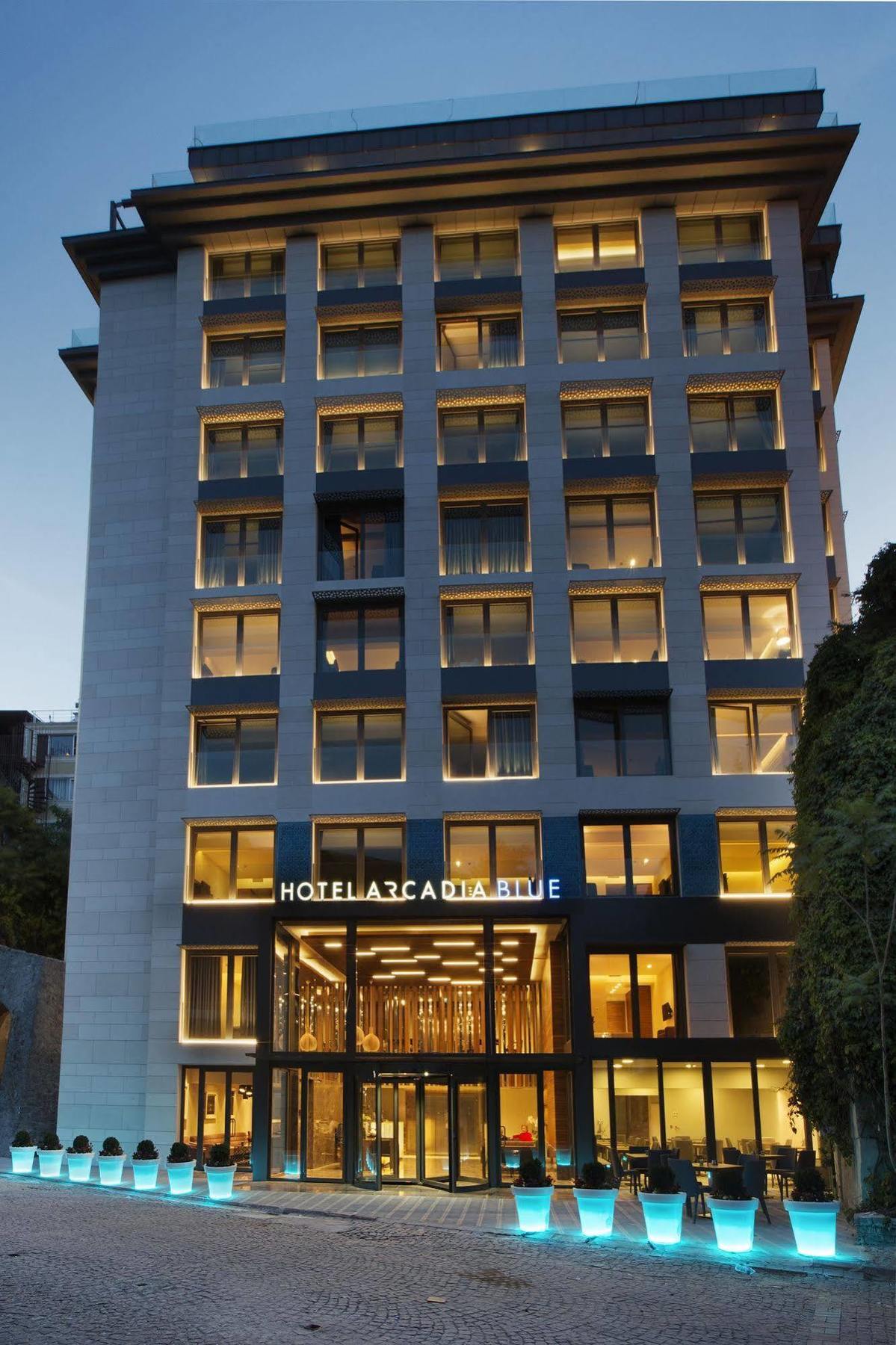 Hotel Arcadia Blue Istanbul Exterior photo
