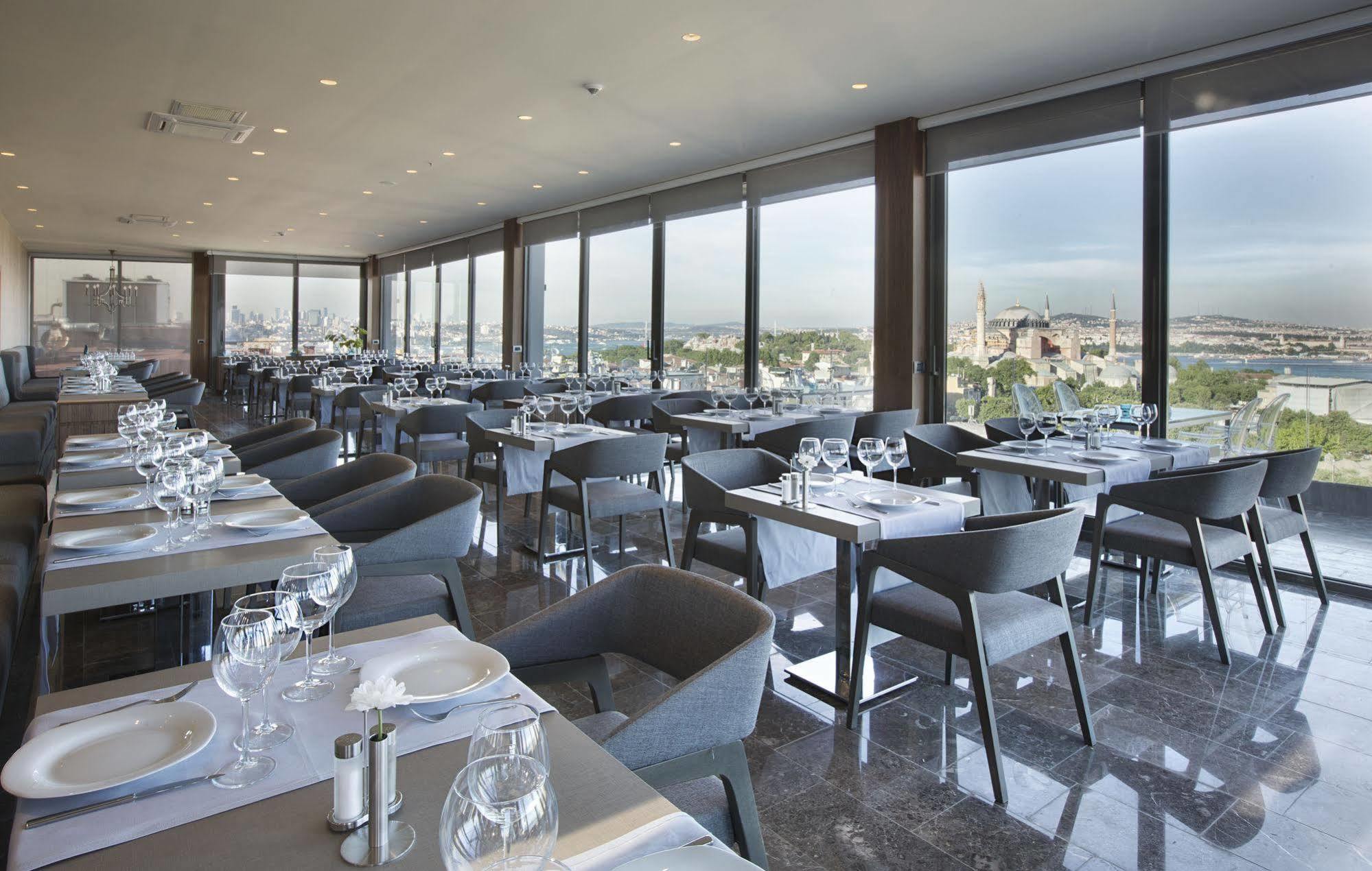 Hotel Arcadia Blue Istanbul Exterior photo