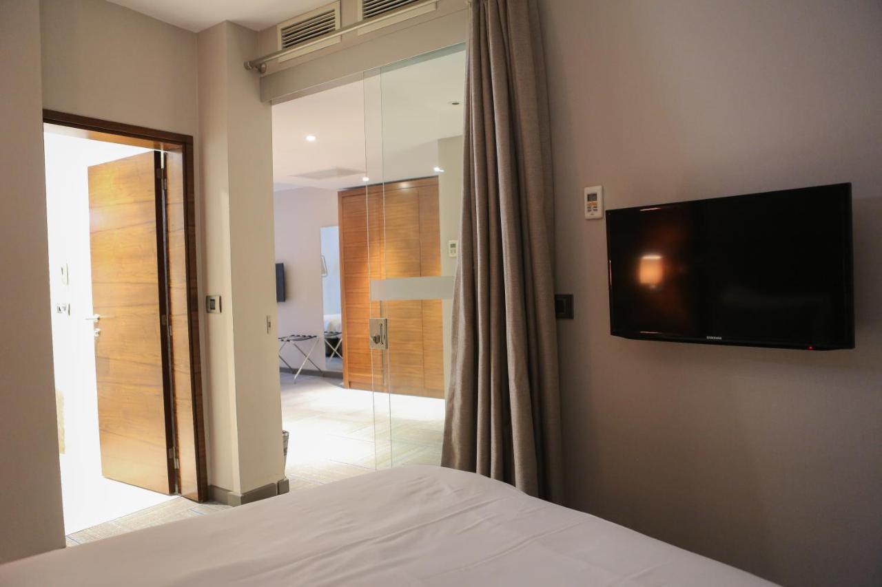 Hotel Arcadia Blue Istanbul Exterior photo